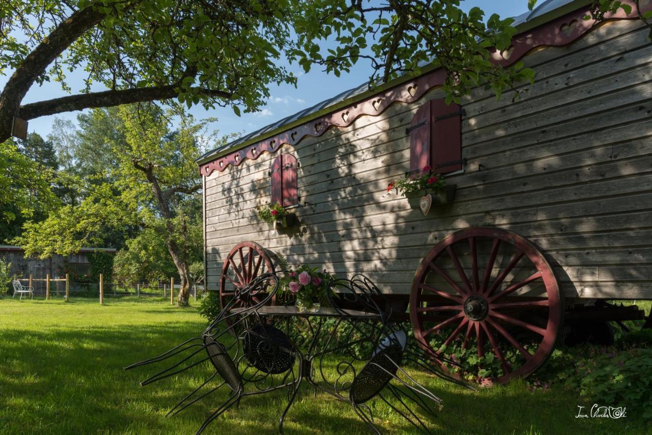 Roulotte Le Temps De Rever Bed and Breakfast Saint-Michel-sur-Meurthe Buitenkant foto